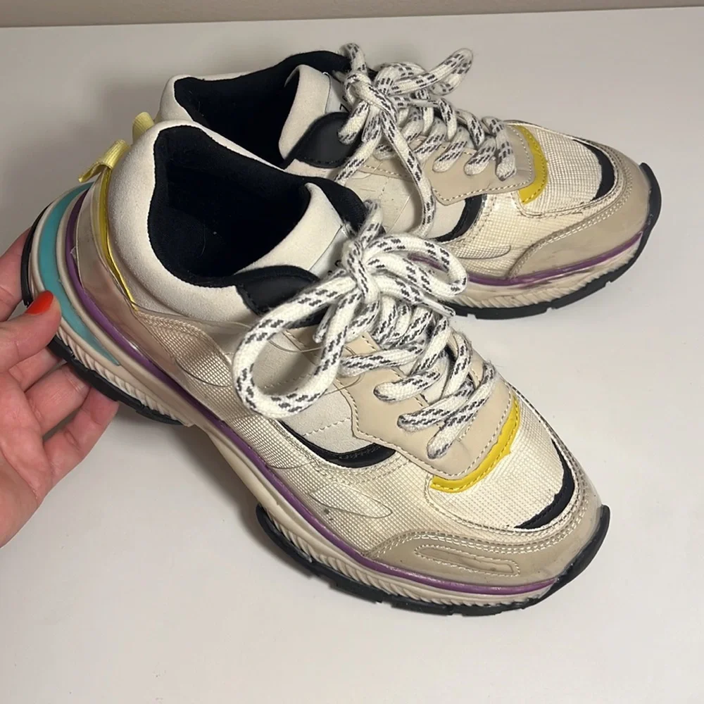 Zara‎ sneakers